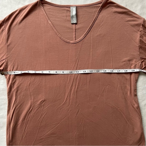 FWD Long Sleeved Tee - Picture 5 of 9